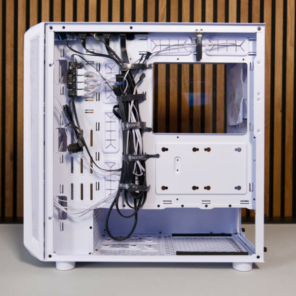 Đánh giá Endorfy Arx 700 ARGB: Thùng máy tầm trung với luồng khí mạnh mẽ và ánh sáng RGB nổi bật 25 Endorfy Arx 700 ARGB 8