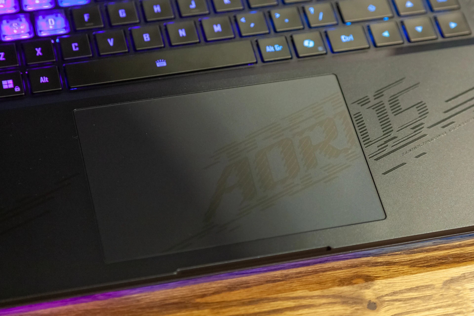 Đánh giá laptop gaming GIGABYTE AORUS Master 16: Mạnh mẽ, mượt mà, màn hình siêu nét! 72 GIGABYTE AORUS Master 16 22