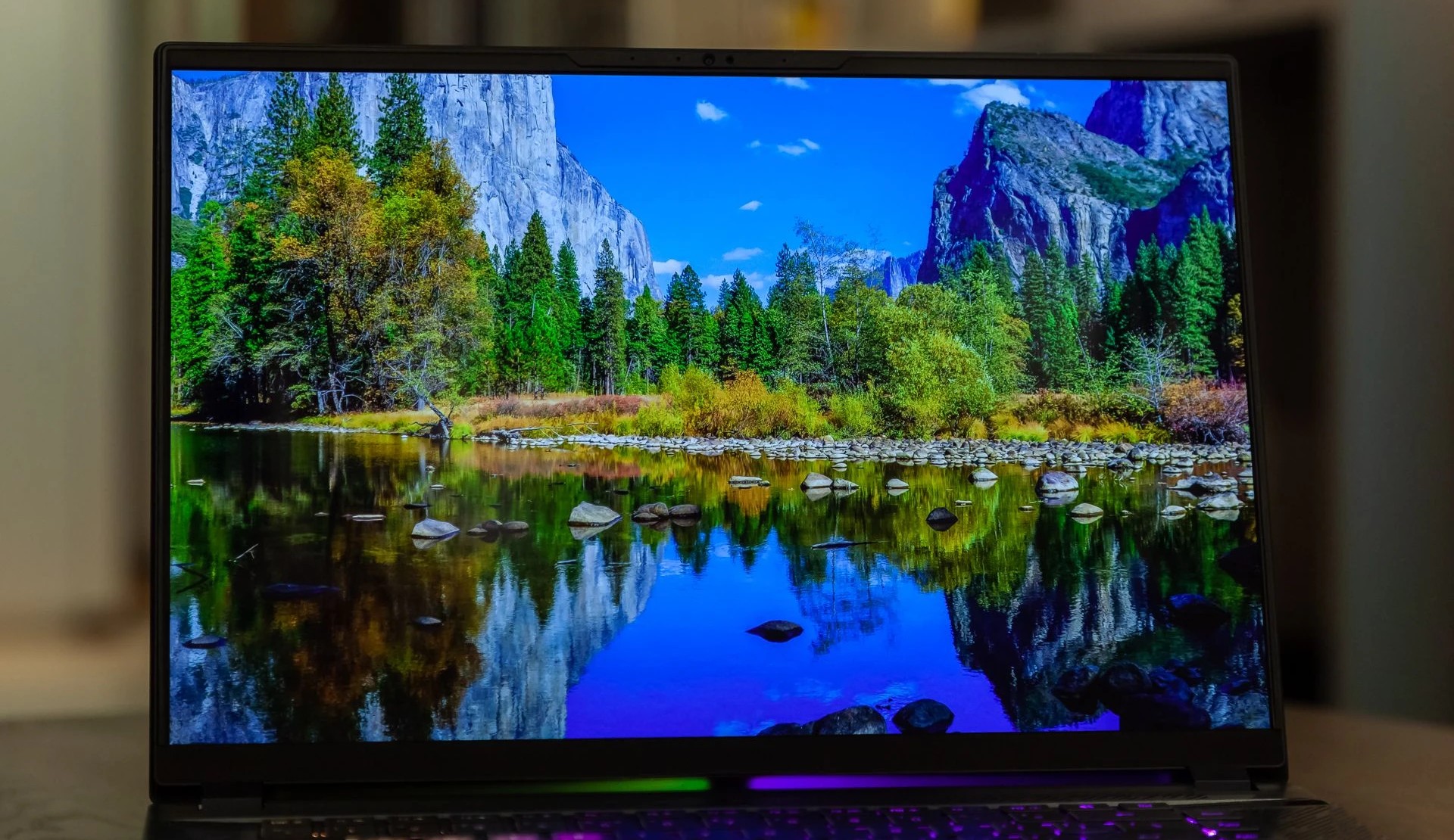 Đánh giá laptop gaming GIGABYTE AORUS Master 16: Mạnh mẽ, mượt mà, màn hình siêu nét! 60 GIGABYTE AORUS Master 16 34