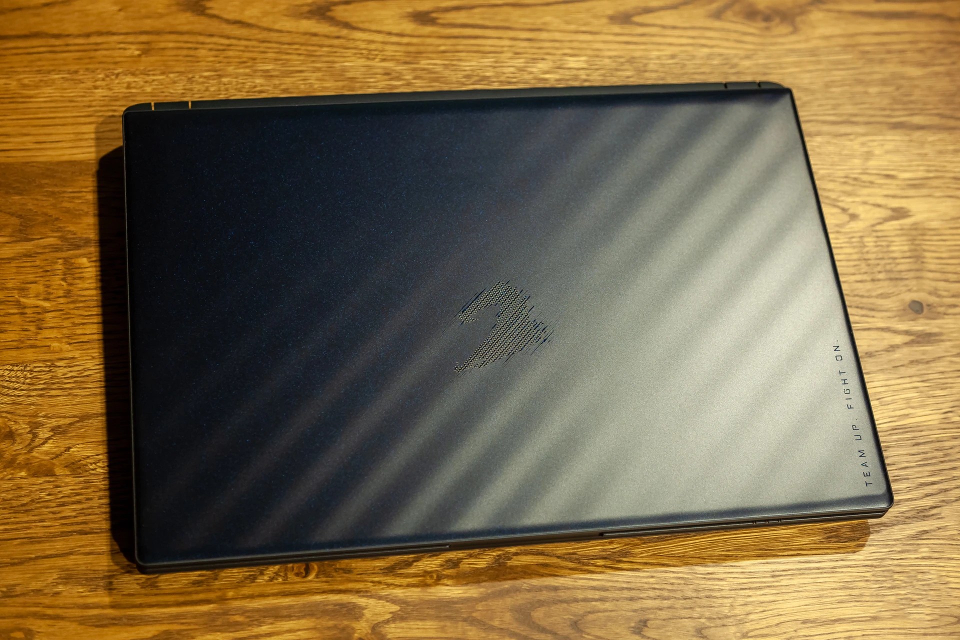 Đánh giá laptop gaming GIGABYTE AORUS Master 16: Mạnh mẽ, mượt mà, màn hình siêu nét! 59 GIGABYTE AORUS Master 16 35