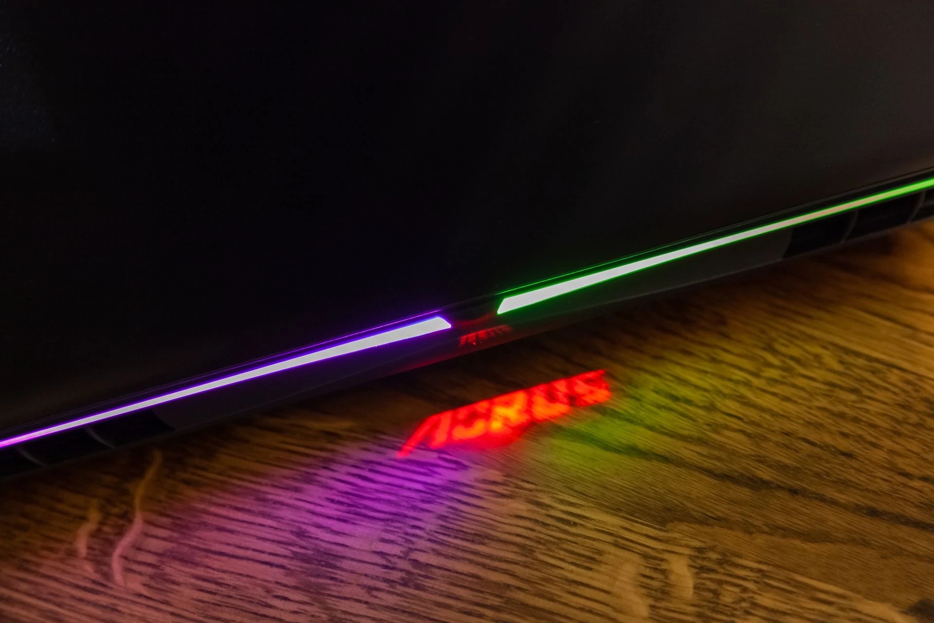 Đánh giá laptop gaming GIGABYTE AORUS Master 16: Mạnh mẽ, mượt mà, màn hình siêu nét! 53 GIGABYTE AORUS Master 16 41