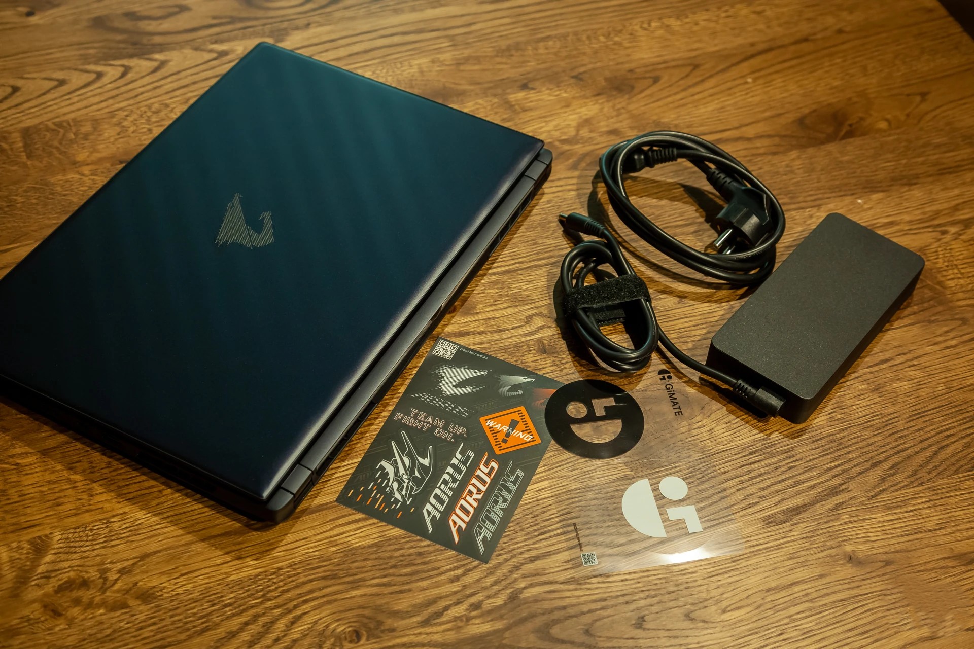 Đánh giá laptop gaming GIGABYTE AORUS Master 16: Mạnh mẽ, mượt mà, màn hình siêu nét! 48 GIGABYTE AORUS Master 16 46