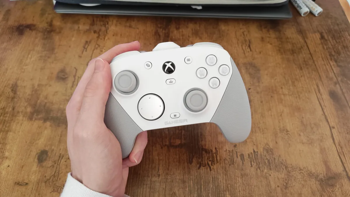 Đánh giá GameSir G7 Pro: Độ chính xác tuyệt vời hòa quyện cùng khả năng điều khiển linh hoạt 14 GameSir G7 Pro 4