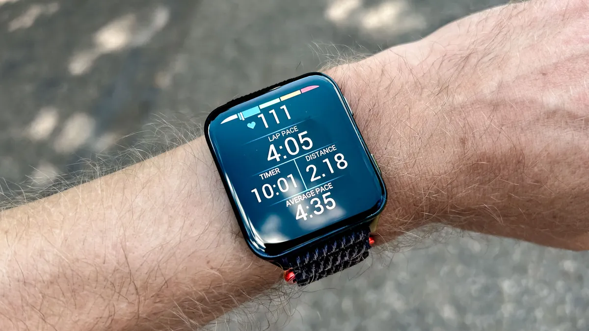 Đánh giá Garmin Venu X1: Smartwatch 2025 với sức mạnh Fitness và thiết kế sang trọng 24 Garmin Venu X1 8