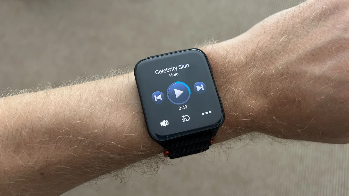 Đánh giá Garmin Venu X1: Smartwatch 2025 với sức mạnh Fitness và thiết kế sang trọng 25 Garmin Venu X1 9