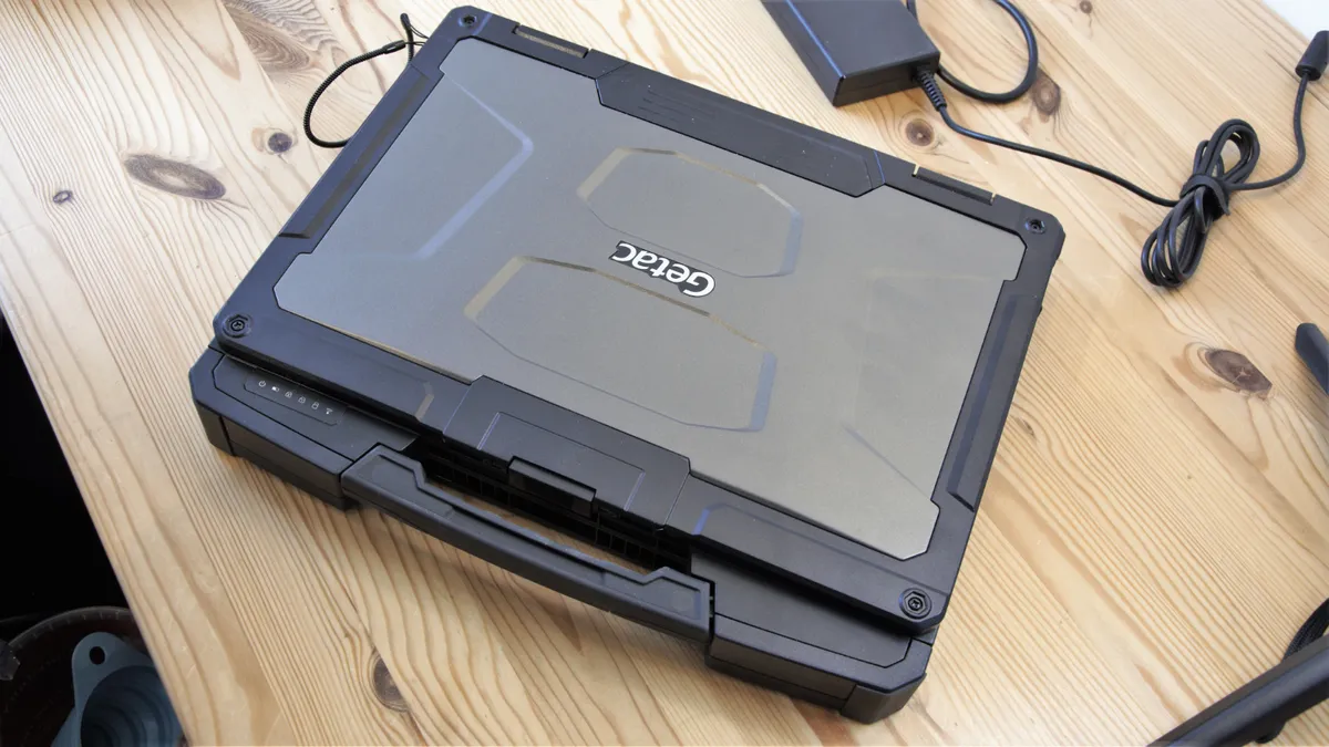 Đánh giá laptop Getac B360 Pro (2023): Hiệu năng ấn tượng, độ bền vượt trội 16 Getac B360 Pro 2023 5