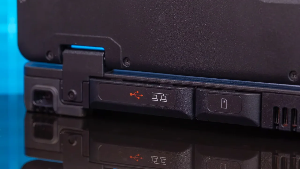 Đánh giá laptop Getac S510: Độ bền ấn tượng và màn hình lớn cho nhân viên làm việc thực địa 31 Getac S510 5