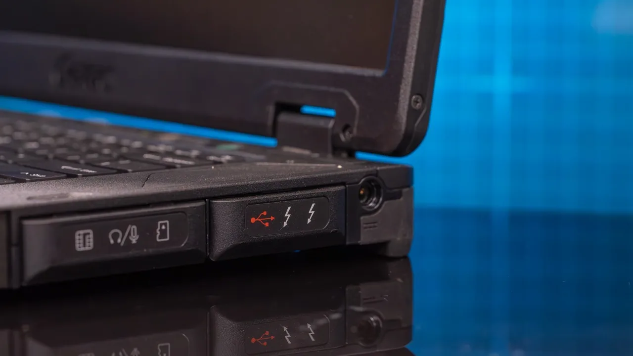 Đánh giá laptop Getac S510: Độ bền ấn tượng và màn hình lớn cho nhân viên làm việc thực địa 30 Getac S510 6