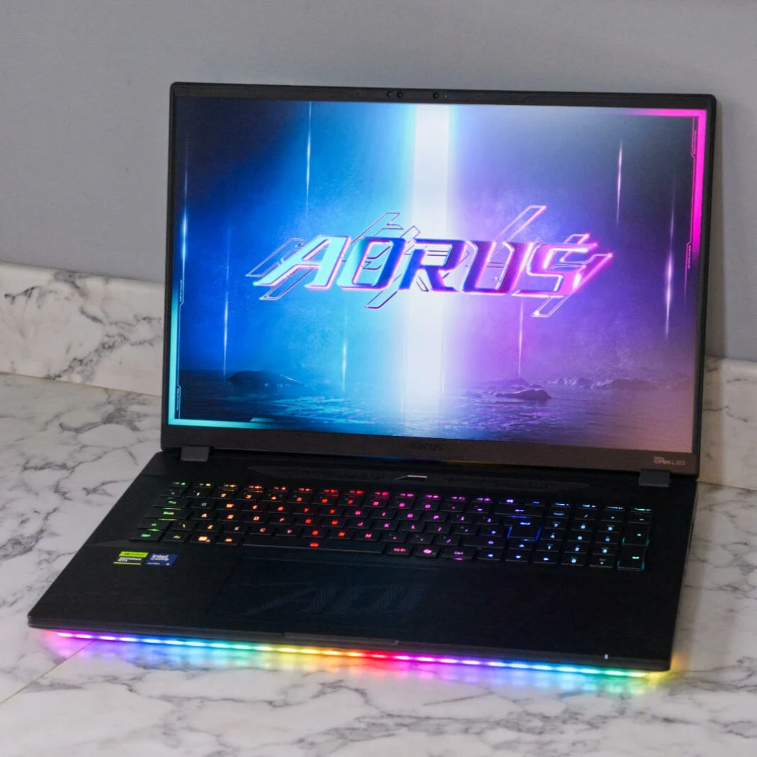 Đánh giá Gigabyte Aorus Master 18: Sức mạnh RTX 5090 bùng nổ trong cỗ máy di động đỉnh cao 13 Gigabyte Aorus Master 18 1
