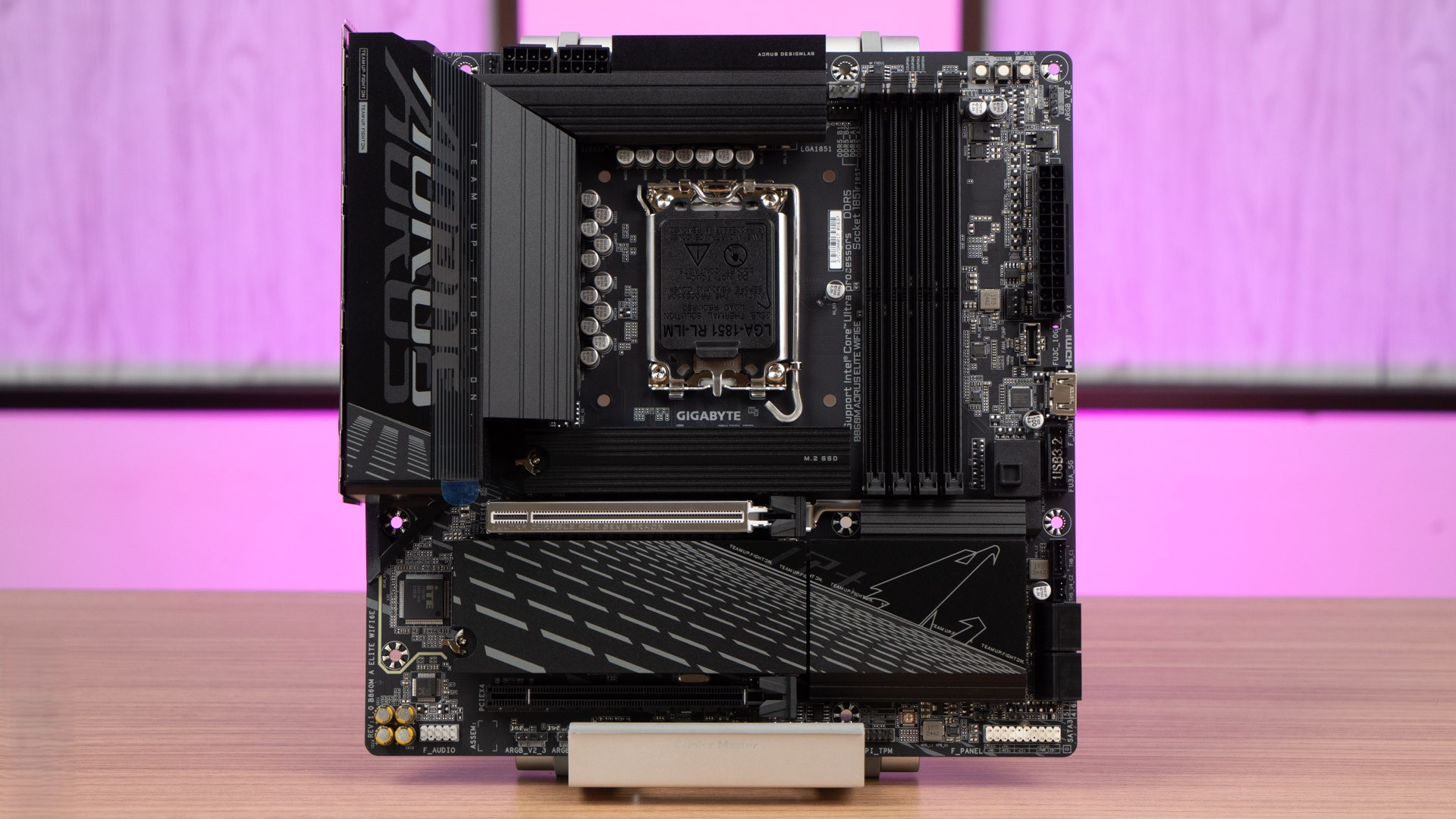 Đánh giá bo mạch chủ Gigabyte B860M AORUS Elite WiFi6E - Kết nối tốc độ, ổn định và hơn thế nữa. 1 Gigabyte B860M AORUS Elite WiFi6E 1