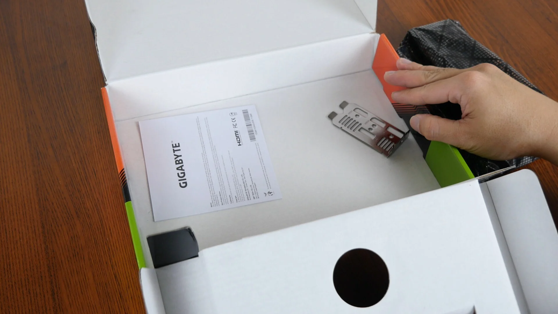 Đánh giá card đồ họa Gigabyte GeForce RTX 5050 OC Low Profile 8G – Sức mạnh nhỏ gọn cho PC SFF 33 Gigabyte GeForce RTX 5050 OC Low Profile 8G 24