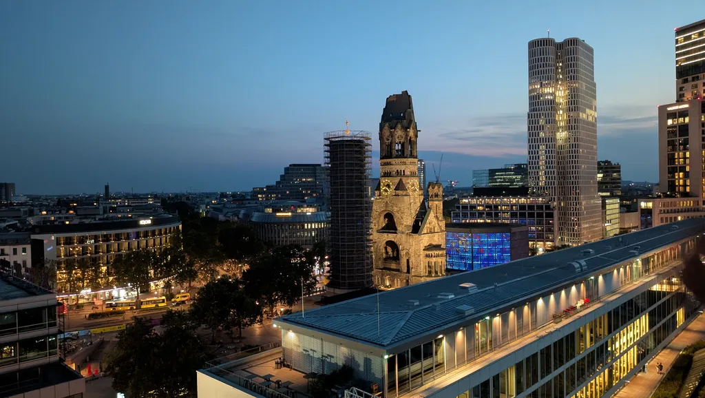 Google Pixel 9 Pro Fold 10