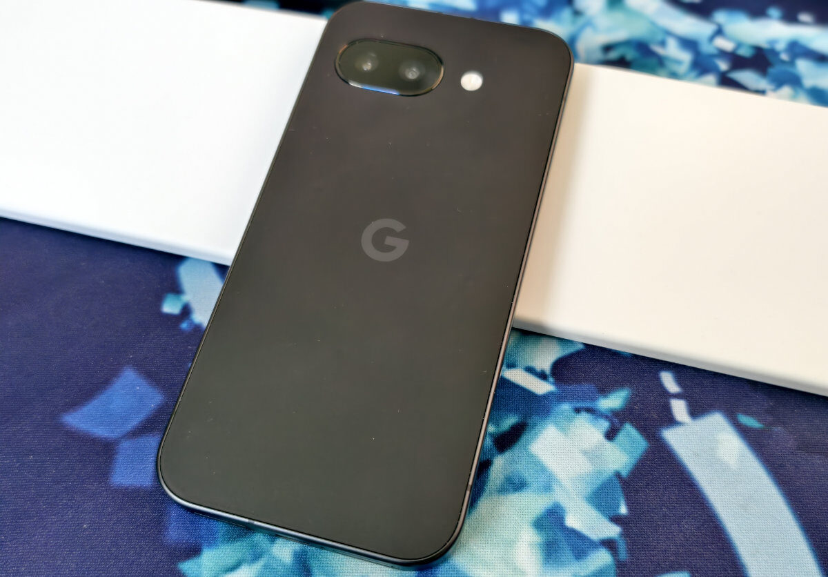 Đánh giá Google Pixel 9a trên AT&T: Kỳ quan tầm trung khuấy đảo thị trường smartphone 25 Google Pixel 9a 11 e1753584779197