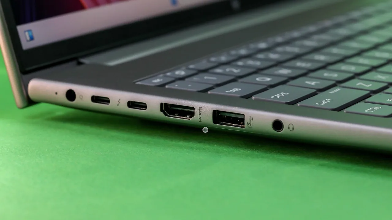 Đánh giá HP ZBook Power 16 G11 A: Thiết kế nhôm bền bỉ, pin 16 giờ, hiệu năng vượt trội 27 HP ZBook Power 16 G11 A 3