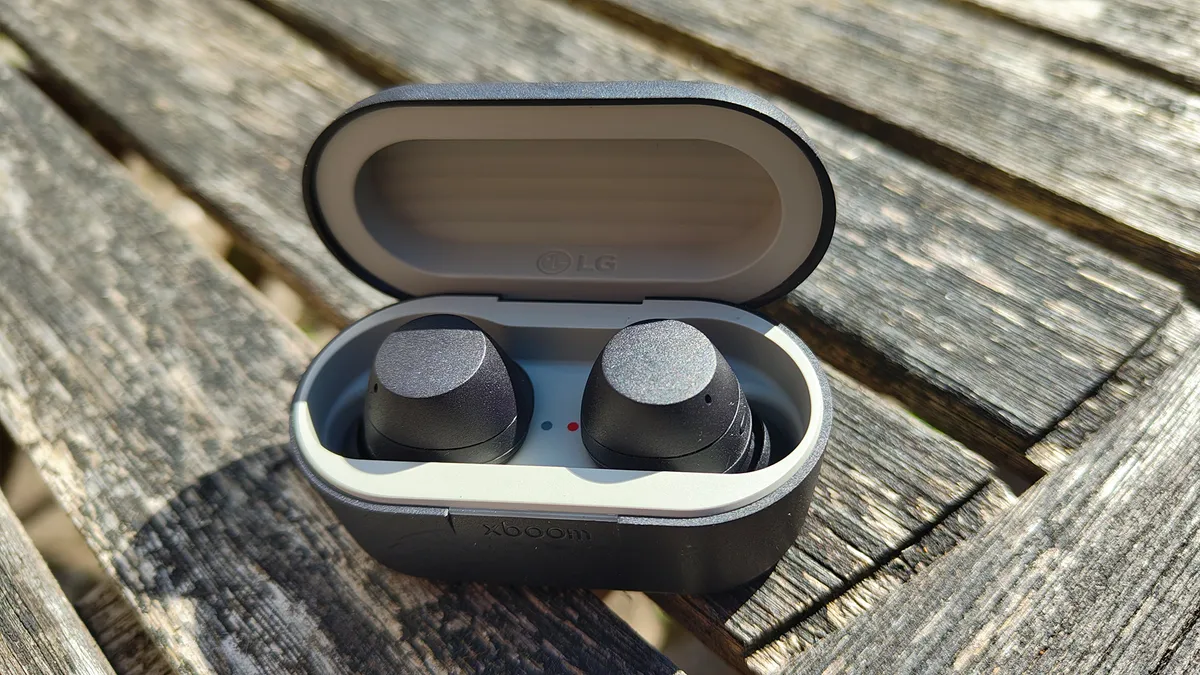 LG Xboom Buds 5