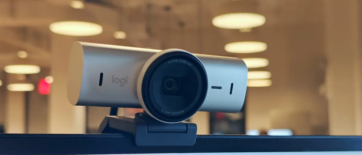 Top những chiếc Webcam tốt nhất năm 2025: Lựa chọn hàng đầu dựa trên thử nghiệm thực tế 11 Logitech MX Brio 4K webcam