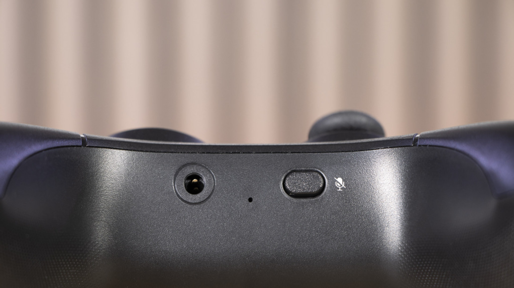 Đánh giá MSI FORCE GC300 Wireless: Tay cầm chơi game đa nền tảng có gì đặc biệt? 46 MSI FORCE GC300 Wireless 11