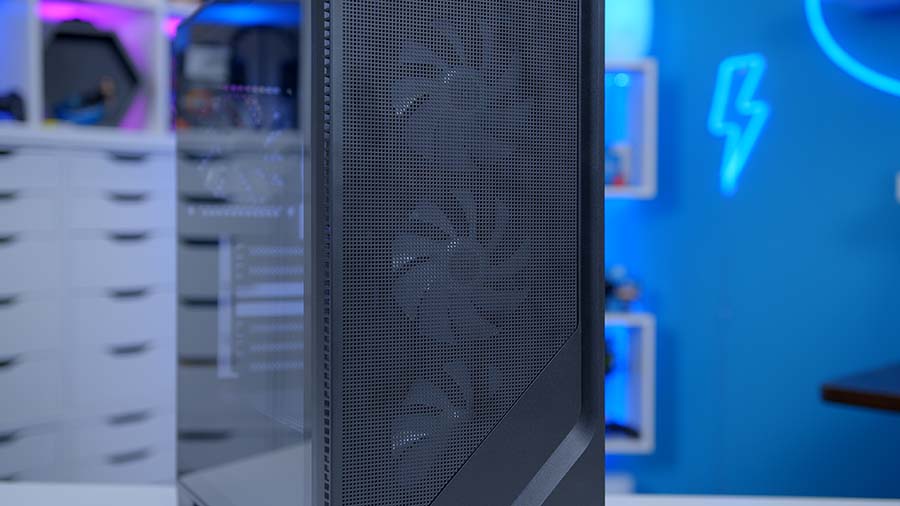 MSI MAG Forge 320R Case 5