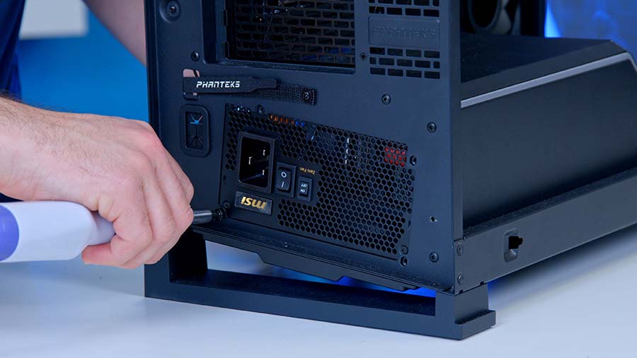Đánh giá MSI MEG Ai1600T PCIE5 Power Supply: Sức mạnh Titanium đỉnh cao cho dàn PC chơi game thế hệ mới 19 MSI MEG Ai1600T PCIE5 Power Supply 4