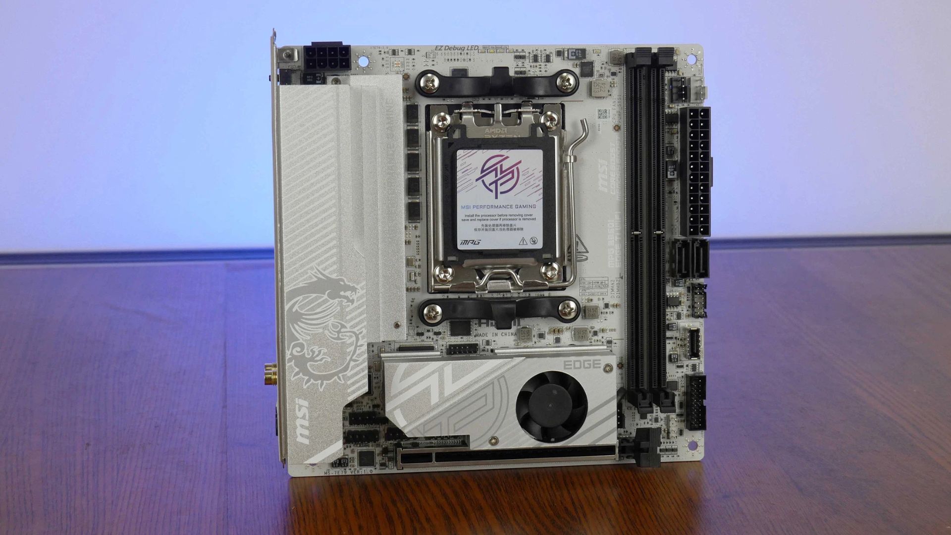 Đánh giá bo mạch chủ MSI MPG B850I EDGE TI WIFI: Sức mạnh AM5 nhỏ gọn cho PC gaming 2025 1 MSI MPG B850I EDGE TI WIFI 1