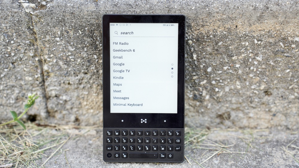 Đánh giá Minimal Phone: Có cần thiết phải từ bỏ mạng xã hội không? 25 Minimal Phone 10