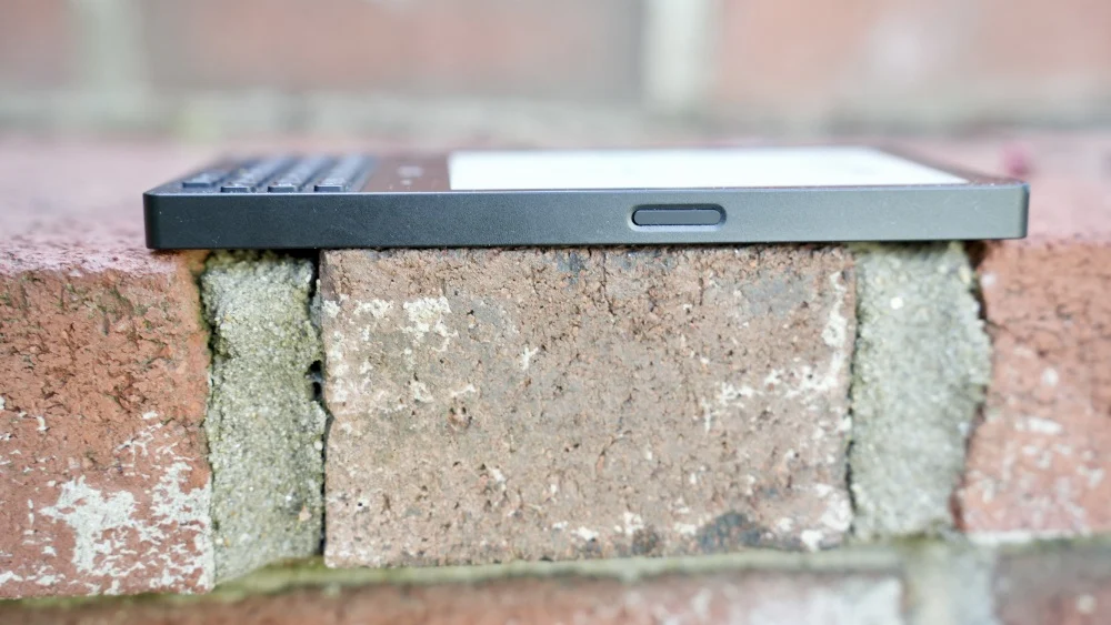 Đánh giá Minimal Phone: Có cần thiết phải từ bỏ mạng xã hội không? 17 Minimal Phone 2