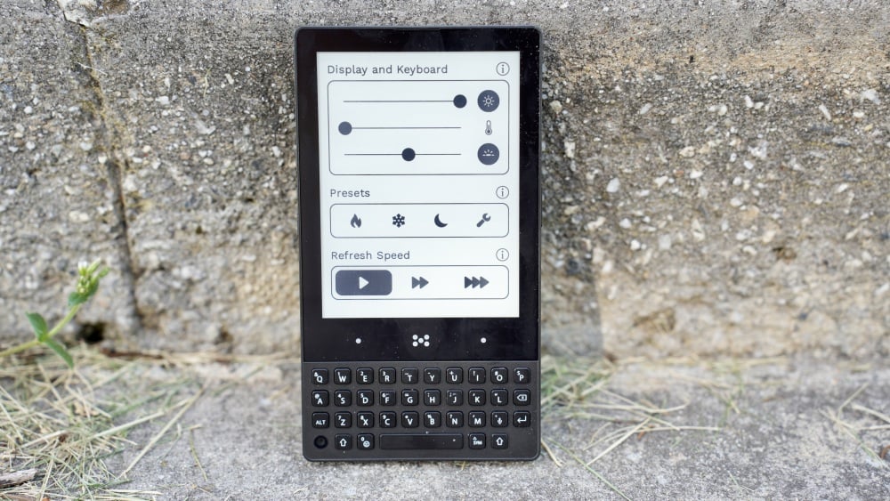 Đánh giá Minimal Phone: Có cần thiết phải từ bỏ mạng xã hội không? 21 Minimal Phone 6