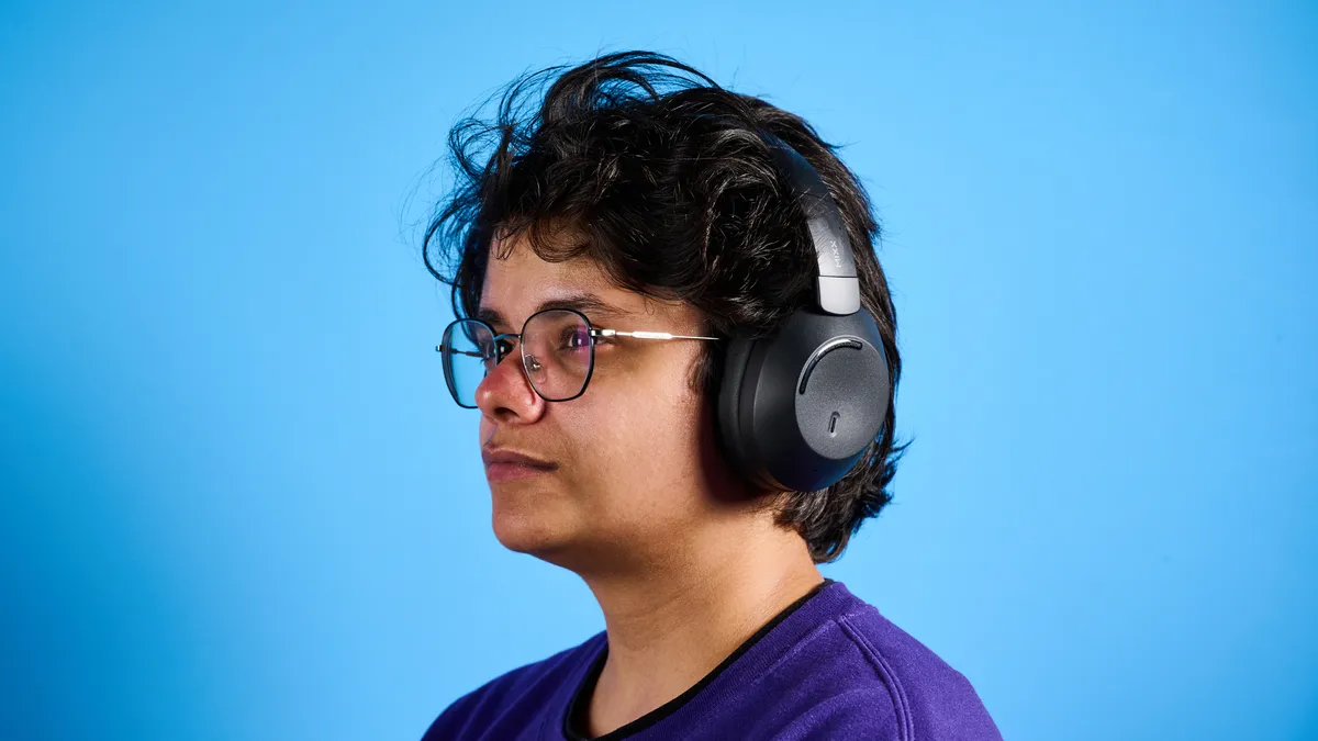Đánh giá Mixx StreamQ C4: Tai nghe khử ồn giá phải chăng với độ thoải mái và thời lượng pin ấn tượng 19 Mixx StreamQ C4 8