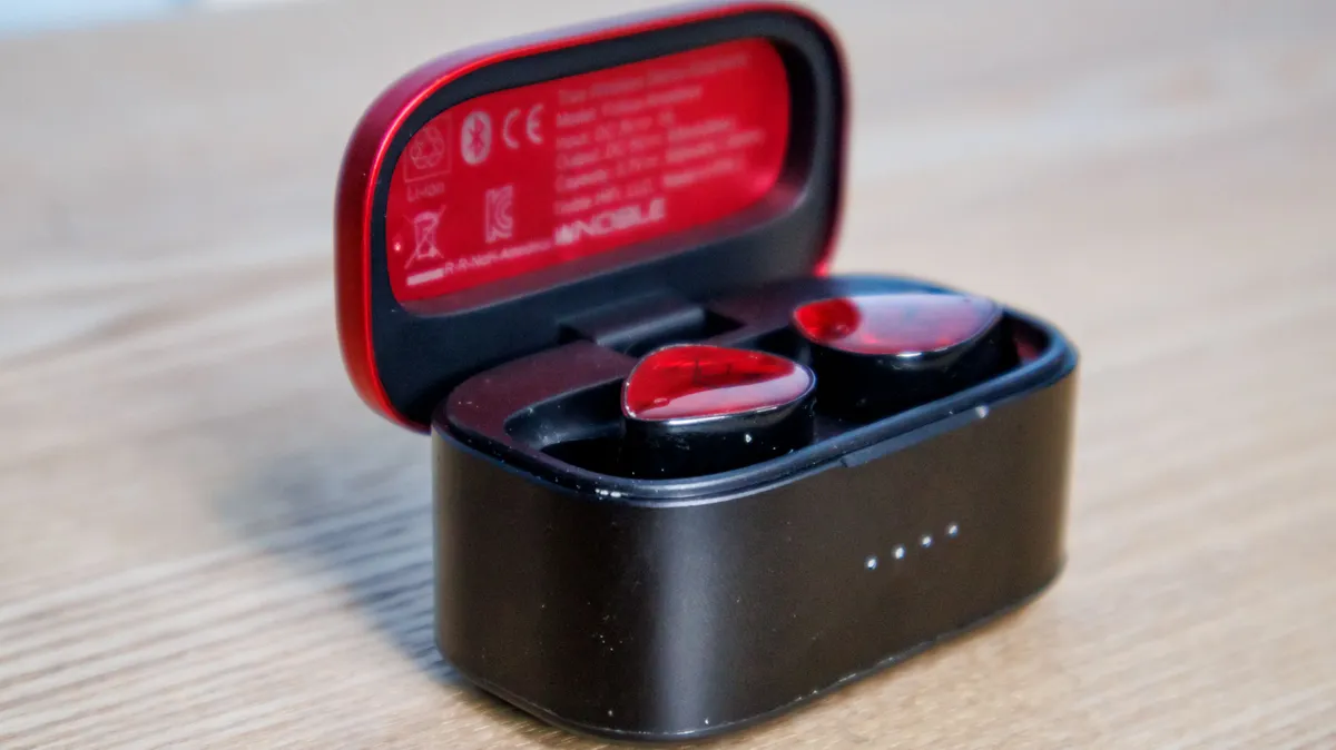 Khám thá tai nghe Noble Fokus Amadeus: Tuyệt tác âm nhạc trong từng nốt 15 Noble Fokus Amadeus 1