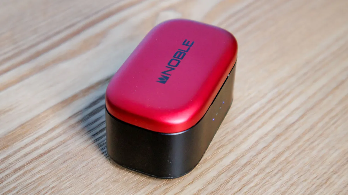 Khám thá tai nghe Noble Fokus Amadeus: Tuyệt tác âm nhạc trong từng nốt 16 Noble Fokus Amadeus 2