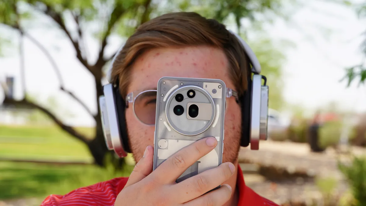 Đánh giá tai nghe Nothing Headphone 1 - Liệu có phải là lựa chọn tai nghe tốt nhất cho bạn? 15 Nothing Headphone 1 8