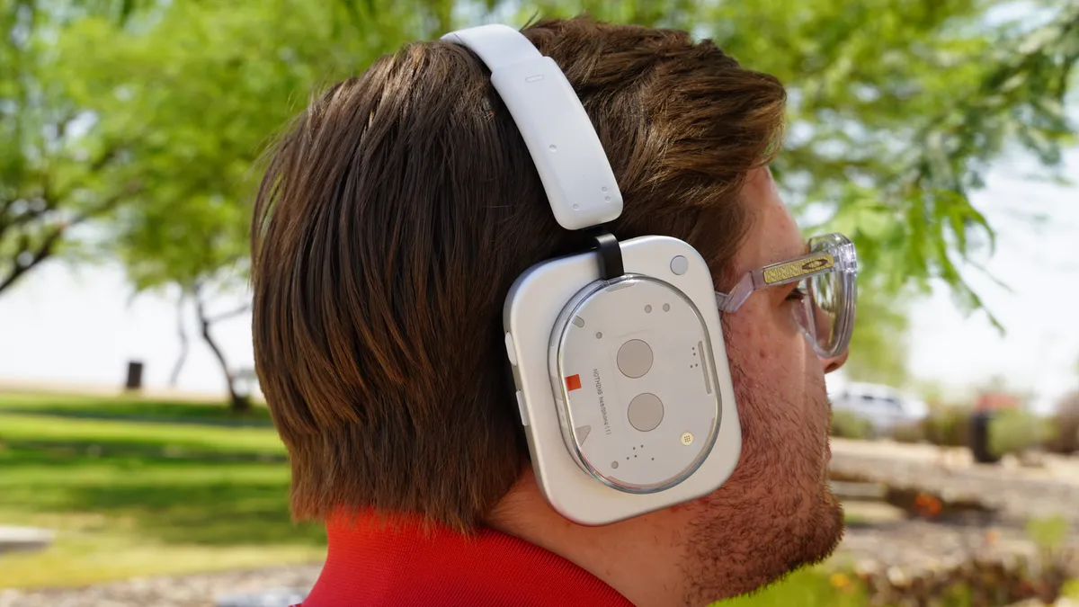 Đánh giá tai nghe Nothing Headphone 1 - Liệu có phải là lựa chọn tai nghe tốt nhất cho bạn? 14 Nothing Headphone 1 9