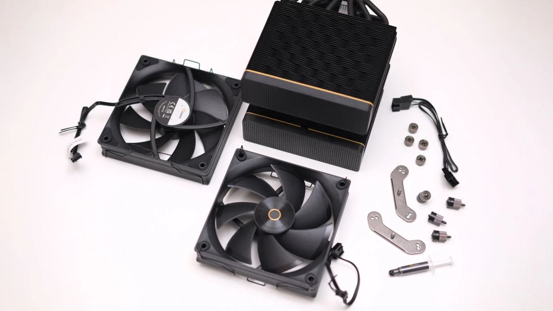 Đánh giá bộ tản nhiệt CPU Ocypus Iota A62 - Giải pháp tản nhiệt hiệu quả cho các CPU nóng bỏng 1 Ocypus Iota A62 CPU Cooler 1