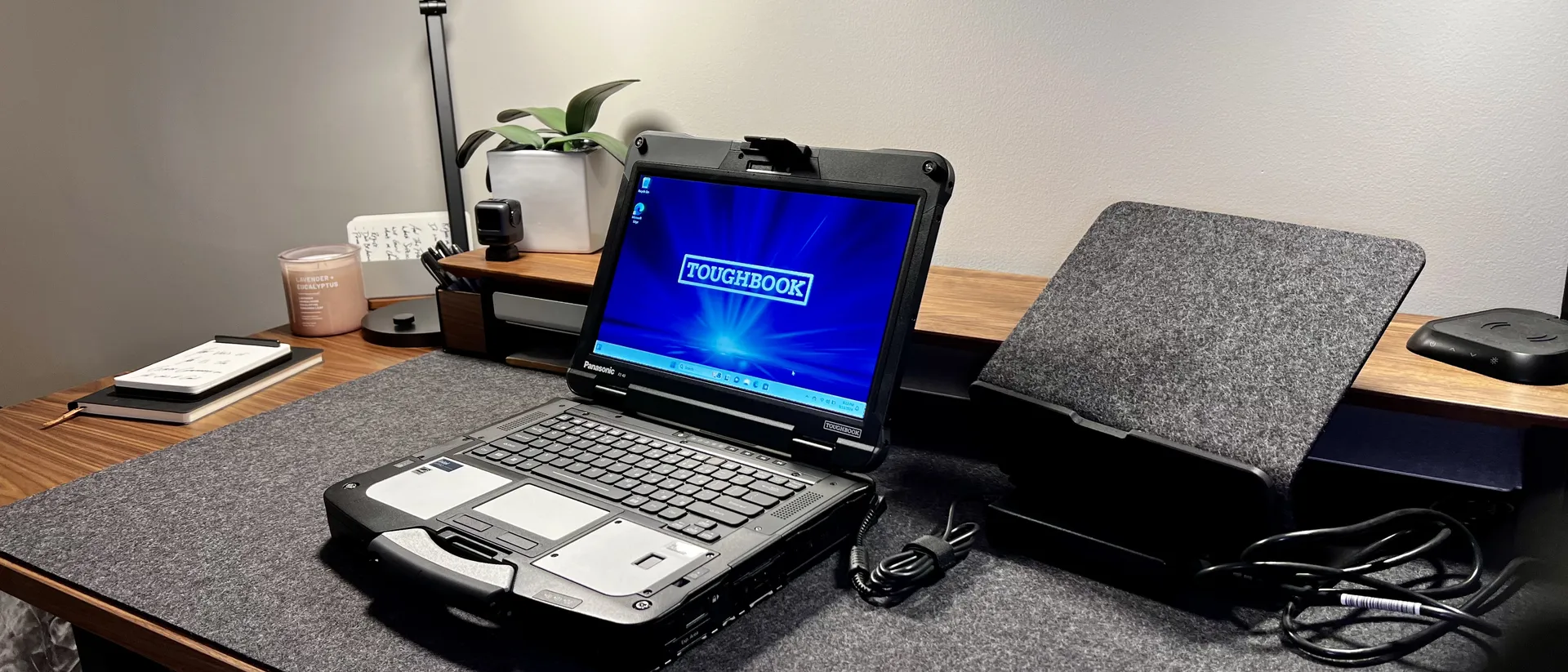 Đánh giá Panasonic Toughbook 40: Laptop siêu bền bỉ chuyên dụng cho quân sự, công trình và công nghiệp 19 Panasonic Toughbook 40 9