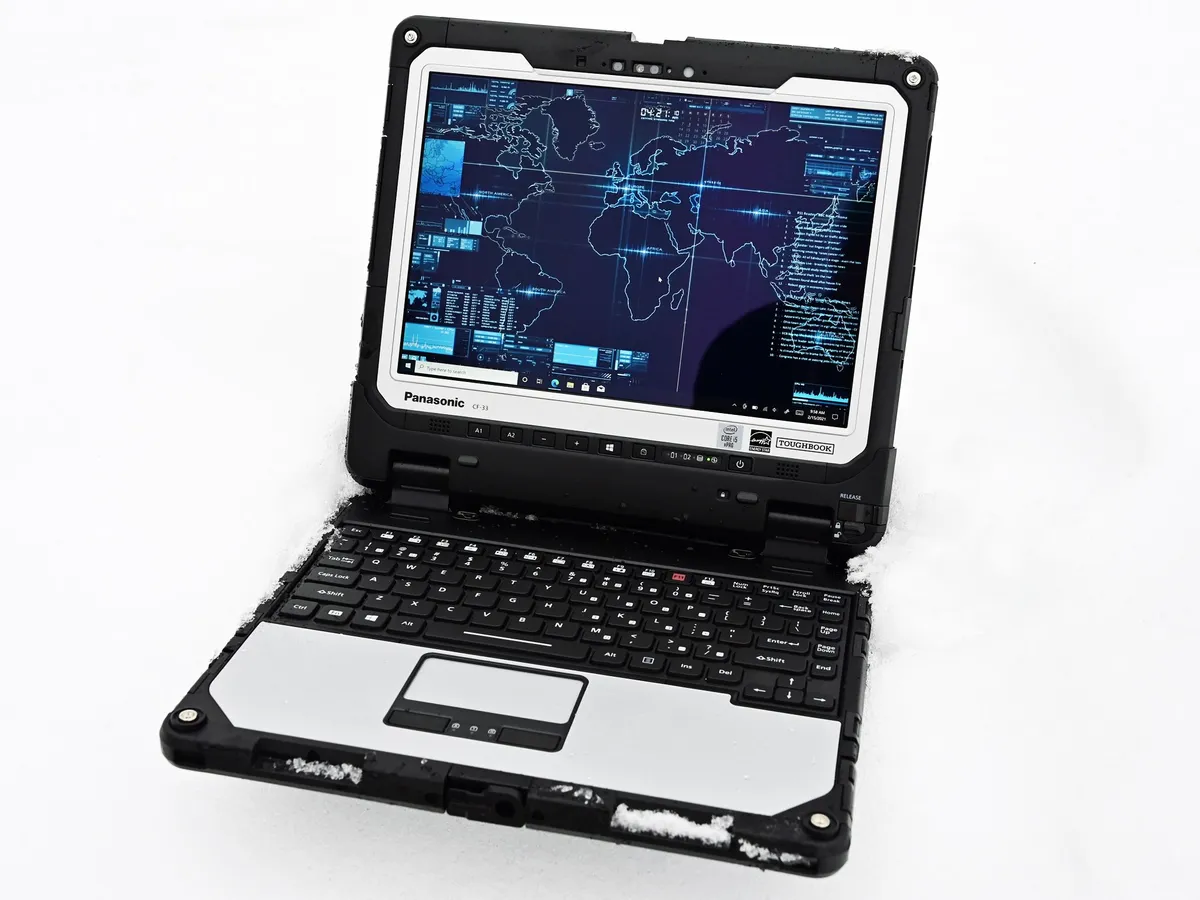 Đánh giá laptop Panasonic Toughbook 55 Mk3 (2024): Chiến binh bền bỉ không ngại mưa gió, bụi bẩn 41 Panasonic Toughbook 55 Mk3 2024 7
