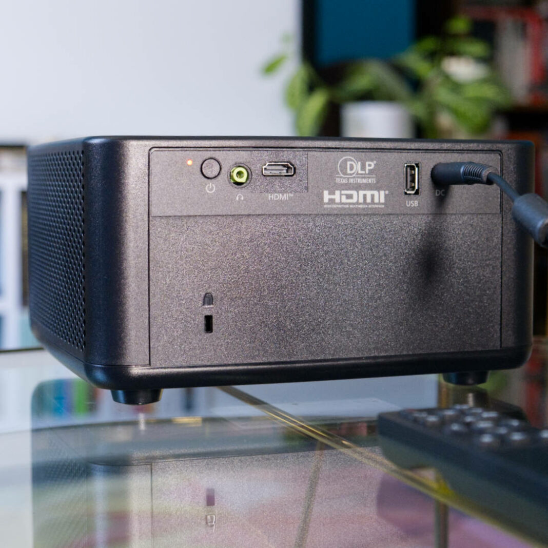 Đánh giá Philips GamePix 900: Chơi game siêu rộng WQHD với màu sắc rực rỡ và hiệu suất mượt mà 12 Philips GamePix 900 3