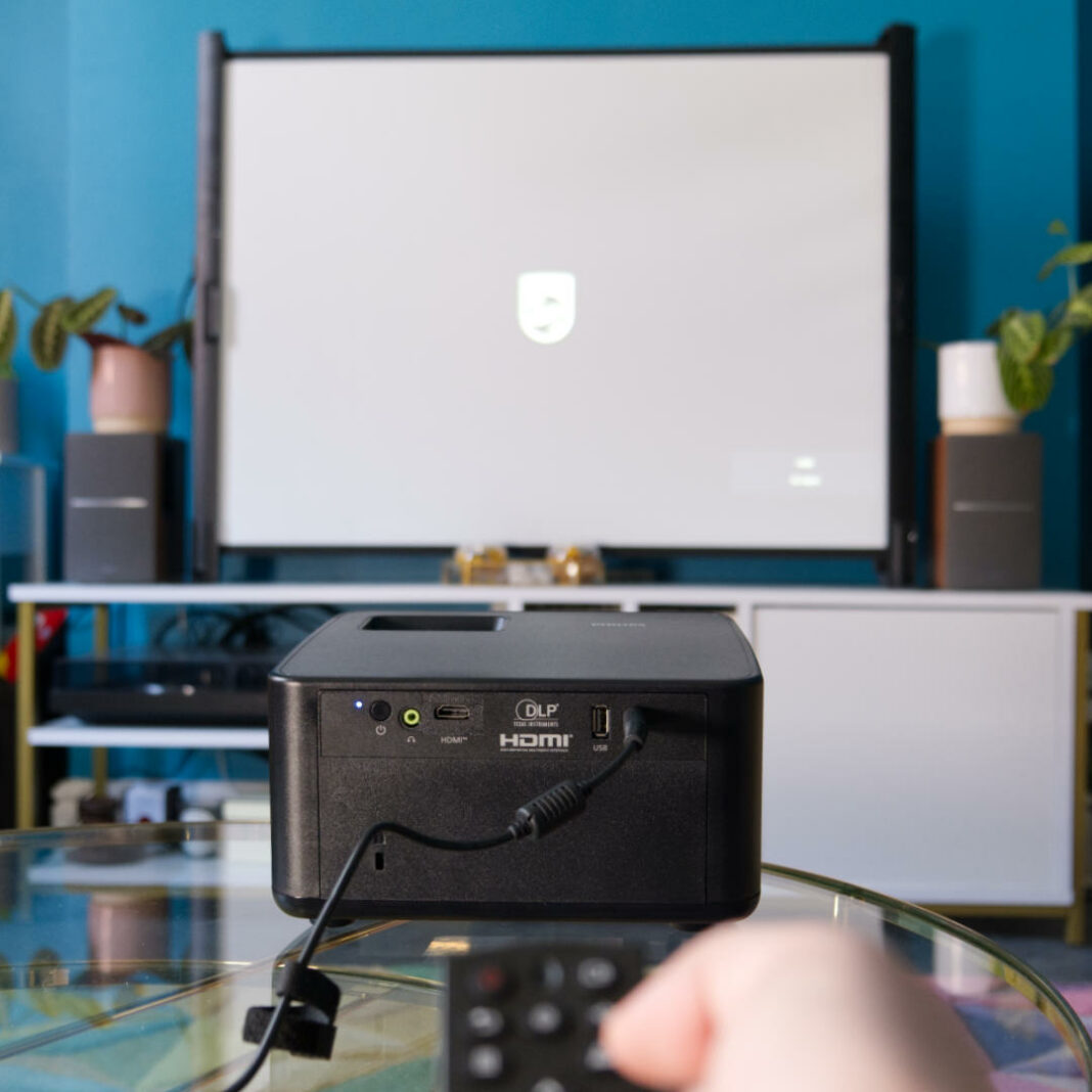 Đánh giá Philips GamePix 900: Chơi game siêu rộng WQHD với màu sắc rực rỡ và hiệu suất mượt mà 13 Philips GamePix 900 4