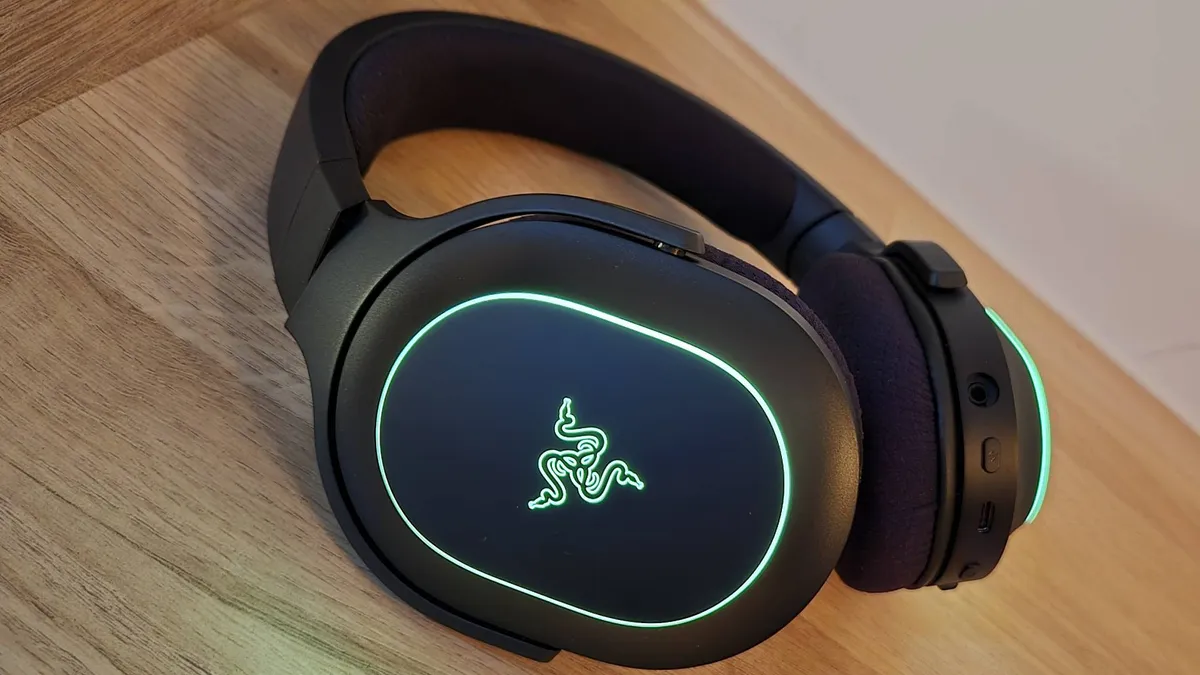 Razer Barracuda X Chroma 2