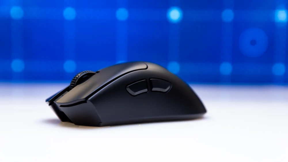 Razer DeathAdder V4 Pro 2
