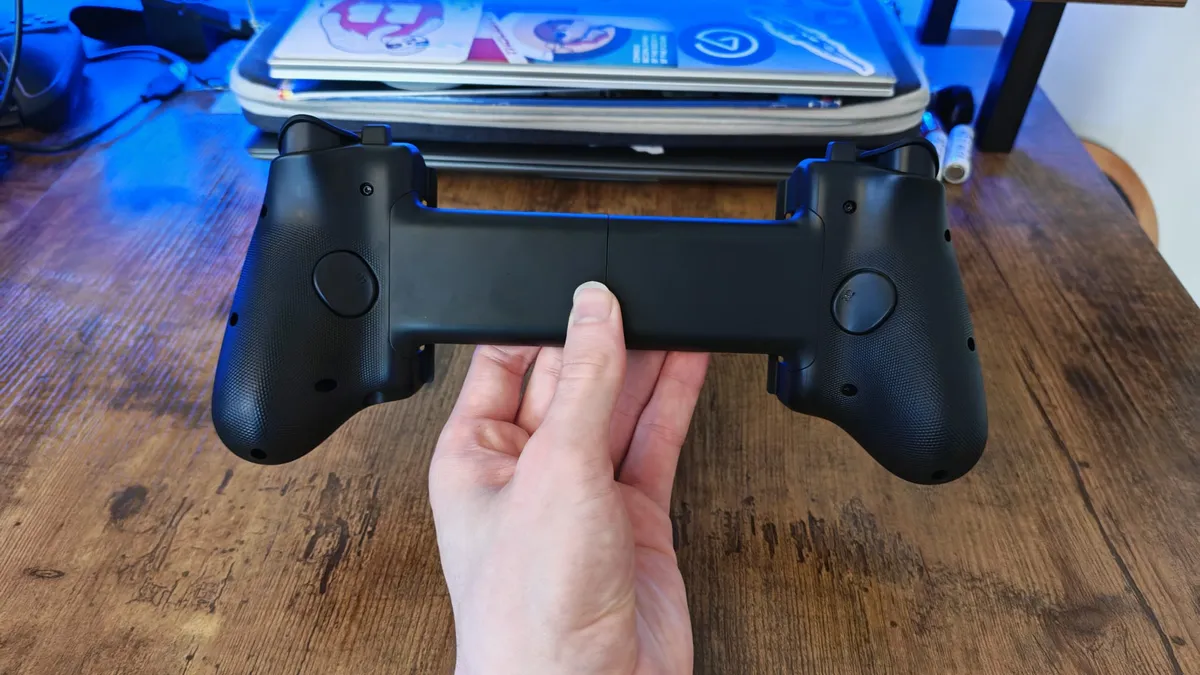 Razer Kishi V3 Pro 2