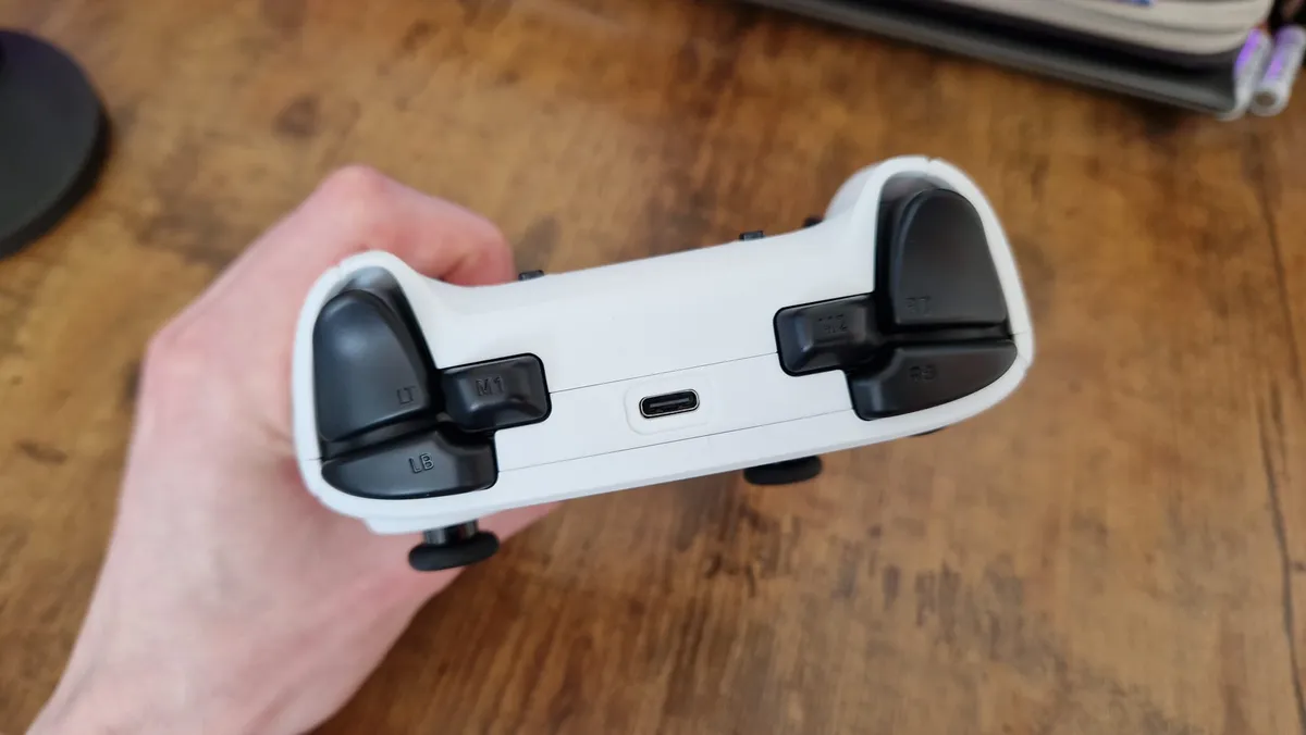 Razer Wolverine V3 Tournament Edition 2