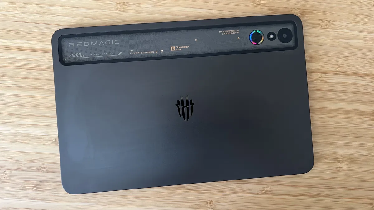 Đánh giá RedMagic Astra: Sức mạnh gaming đỉnh cao trong thiết kế nhỏ gọn 10 RedMagic Astra 2