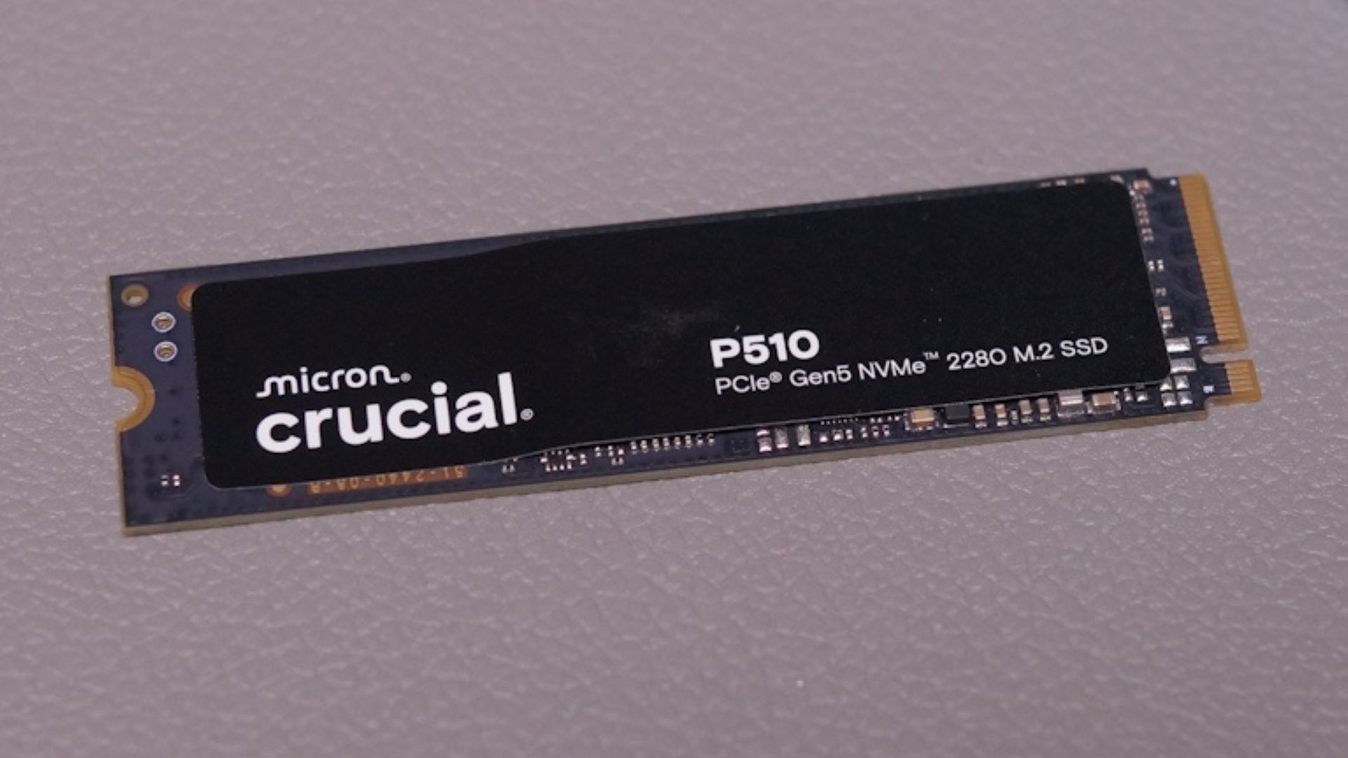 Đánh giá SSD Crucial P510 NVMe: Tốc độ ấn tượng, giá thành phải chăng – Lựa chọn nâng cấp đáng giá? 1 SSD Crucial P510 NVMe 1