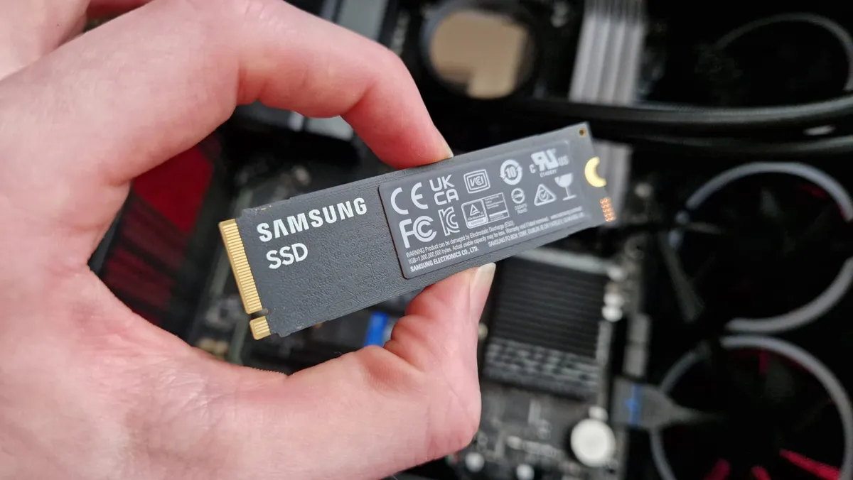 Đánh giá Samsung 9100 Pro 4TB: Khi kỹ thuật vượt xa nhu cầu - Khám phá SSD Gen 5 nhanh nhất. 14 Samsung 9100 Pro 4TB 2