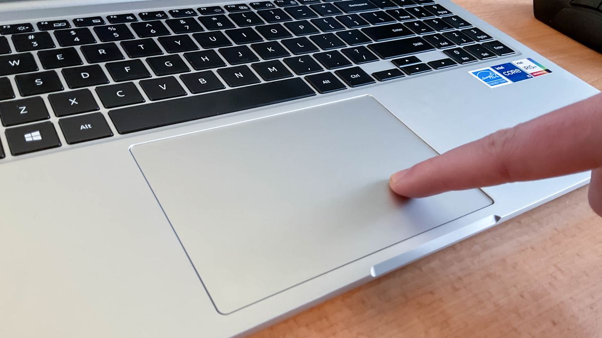 Đánh giá Samsung Galaxy Book (2021): Laptop mỏng nhẹ, hiệu năng ổn định – Lựa chọn lý tưởng cho công việc và giải trí? 26 Samsung Galaxy Book 2021 4