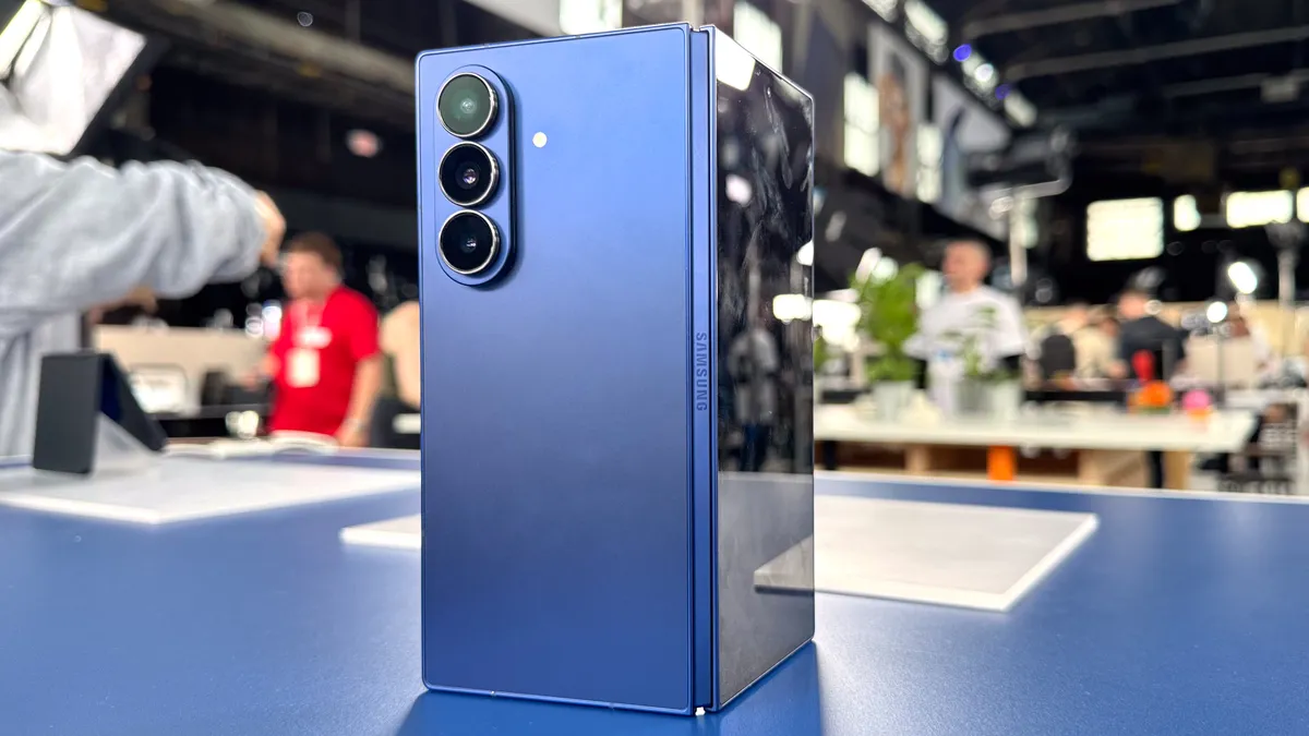 Samsung Galaxy Z Fold 7 4