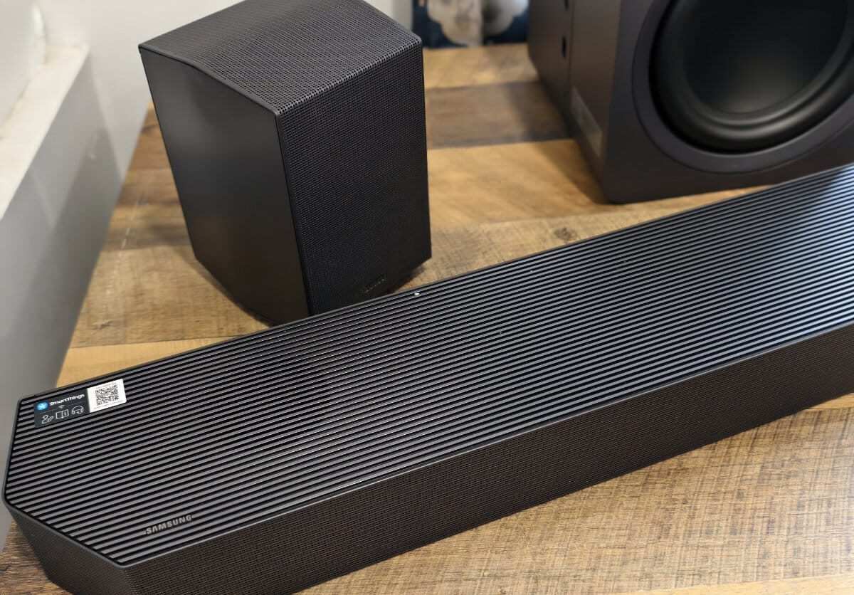 Đánh giá Samsung HW-Q990F: Một trong những loa thanh Samsung tốt nhất được cải tiến 11 Samsung HW Q990F 3 e1752222908487