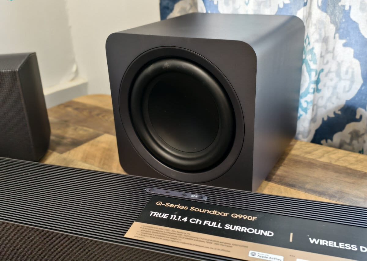 Đánh giá Samsung HW-Q990F: Một trong những loa thanh Samsung tốt nhất được cải tiến 12 Samsung HW Q990F 4 e1752222982993