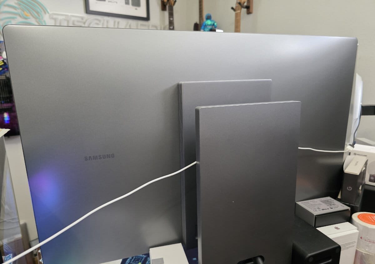 Samsung M9 M90SF 4K OLED 7 e1751946073282