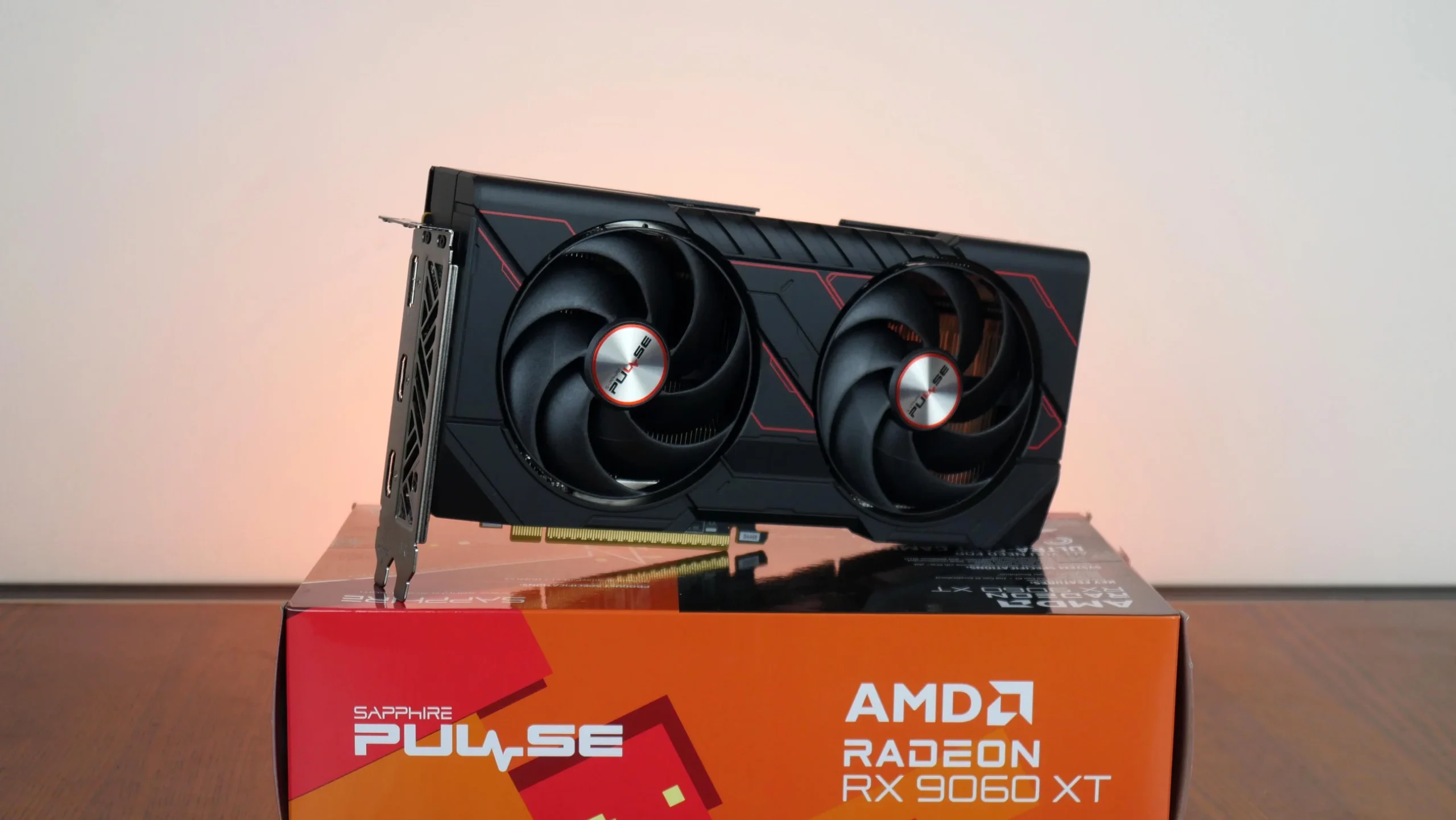 Đánh giá Sapphire PULSE AMD Radeon RX 9060 XT 16GB: Đối thủ đáng gờm ở phân khúc tầm trung? 57 Sapphire PULSE AMD Radeon RX 9060 XT 16GB 1 scaled
